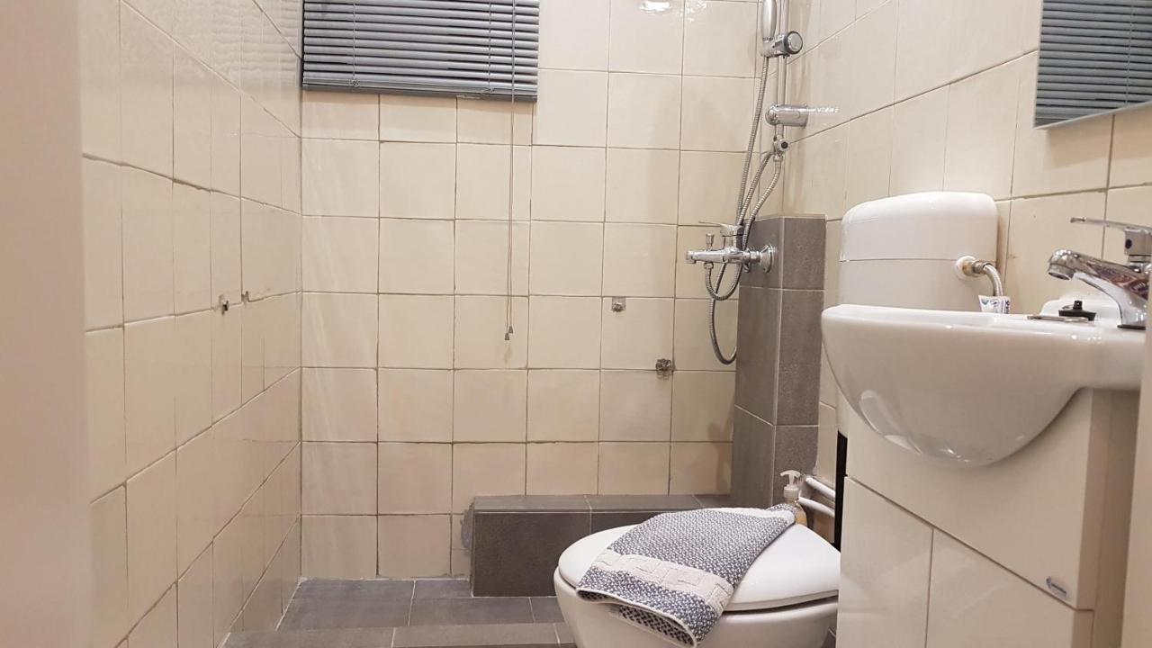 Palette Apartment Carmine - Athens Center, 6 Bd, 3 Bath Екстериор снимка