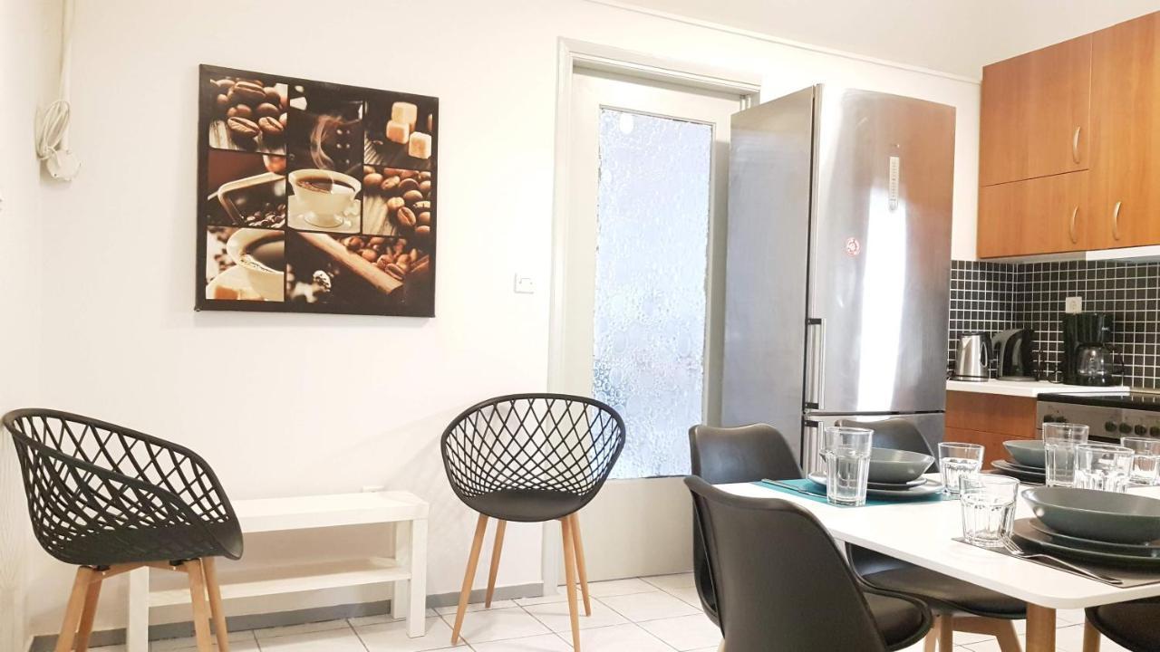 Palette Apartment Carmine - Athens Center, 6 Bd, 3 Bath Екстериор снимка