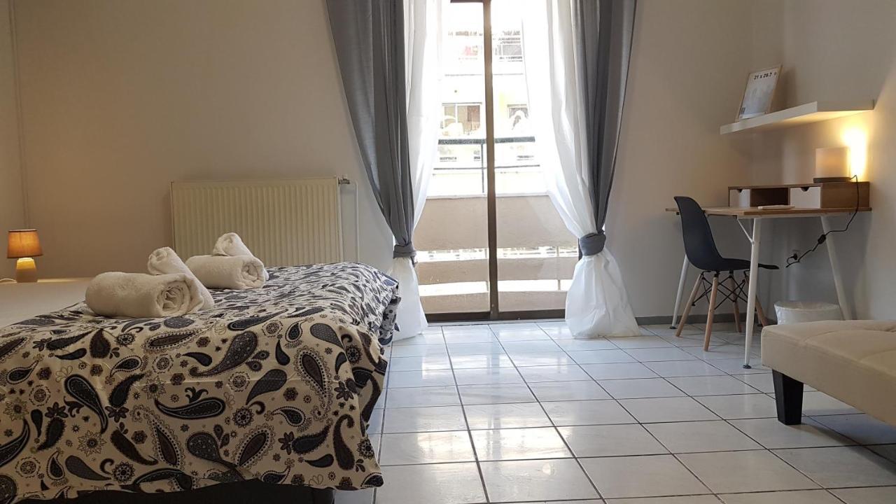 Palette Apartment Carmine - Athens Center, 6 Bd, 3 Bath Екстериор снимка