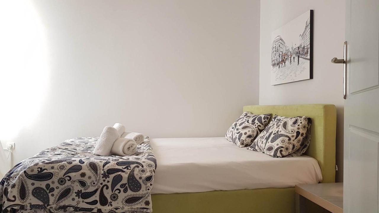 Palette Apartment Carmine - Athens Center, 6 Bd, 3 Bath Екстериор снимка